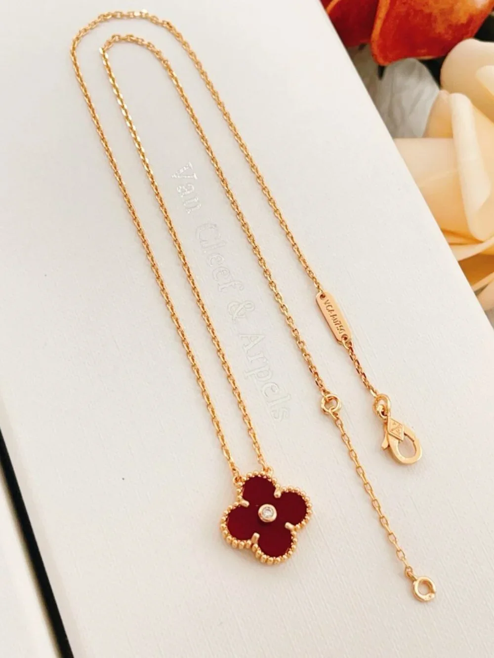 Van Cleef & Arpels​ Necklacet